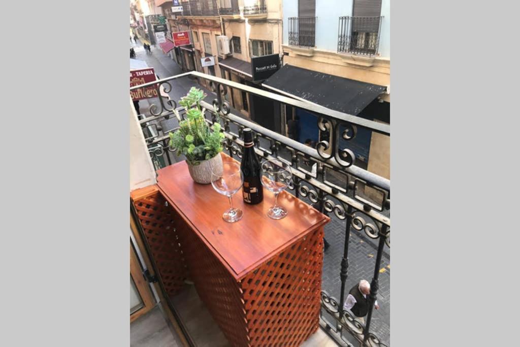 Apartamento De Diseno Centrico A 5 Min De Playa アリカンテ エクステリア 写真